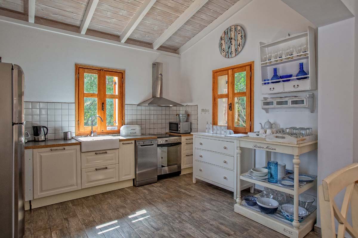 SALON KITCHEN kefalonianvillas CELESTE